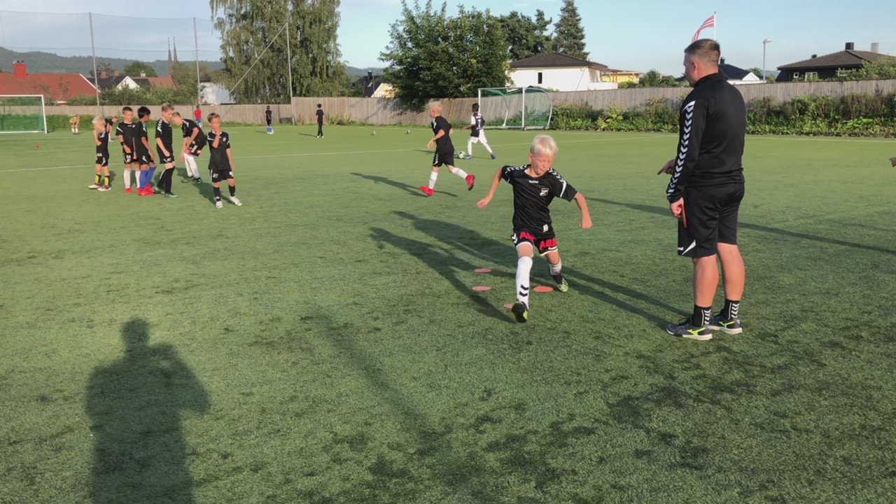 5 Kroppsfinte uten ball.mp4